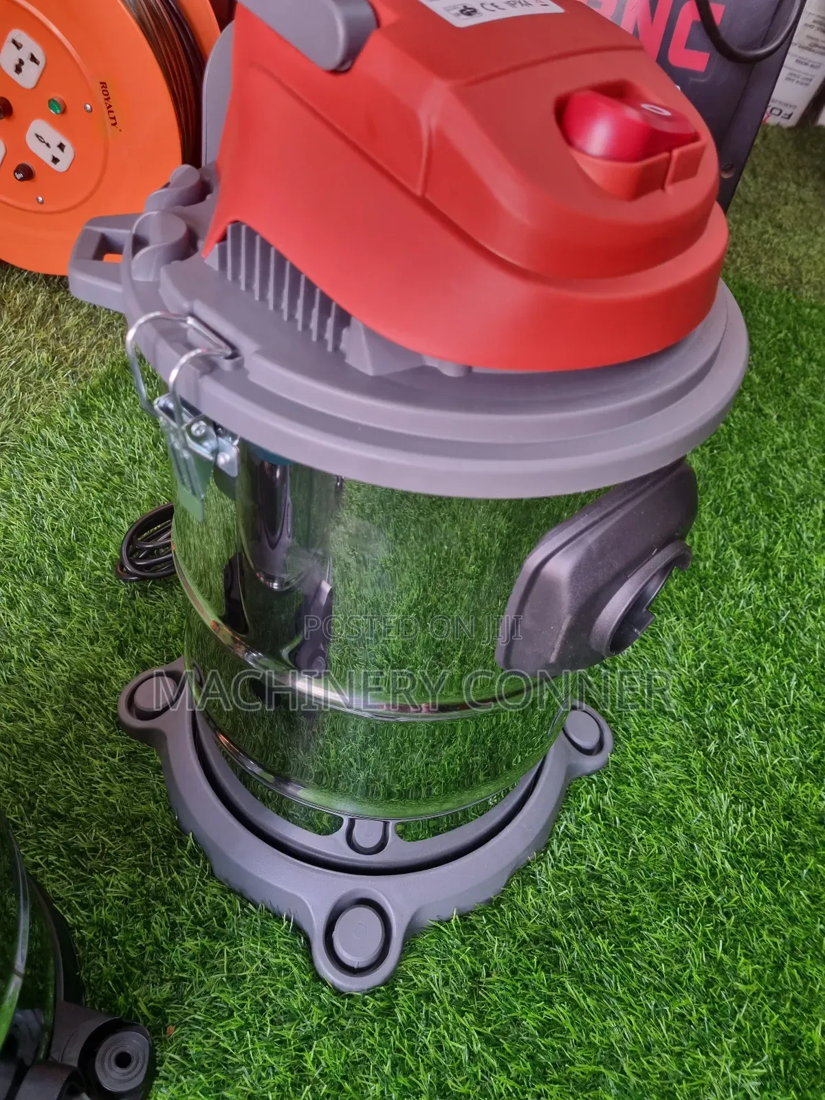 20 LTRS Vaccum Cleaner Wet and Dry