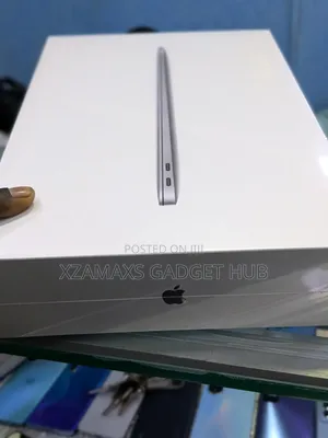 New Laptop Apple MacBook Air 8GB Apple M1 SSD 256GB