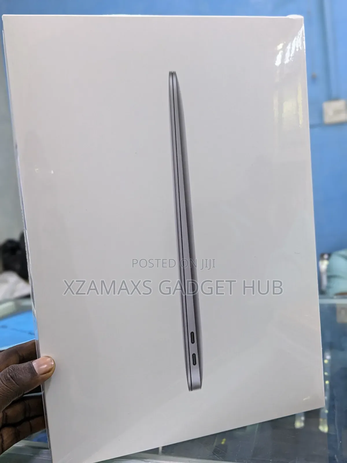 New Laptop Apple MacBook Air 8GB Apple M1 SSD 256GB