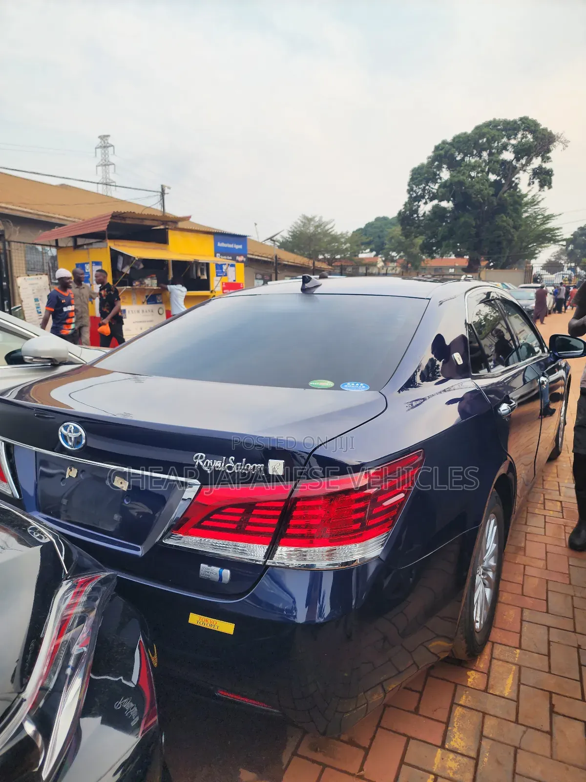 Toyota Crown 2016 Blue
