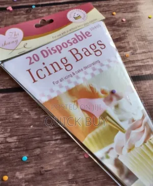 Queen of Cakes, 20 Disposable Icing Bags