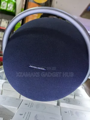 Onyx Studio 8