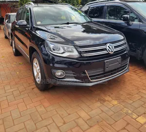 Volkswagen Tiguan 2.0 S 4Motion 2012 Black
