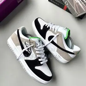 Original Nike Sb Dunk Low Po Chlorophyll Sneakers