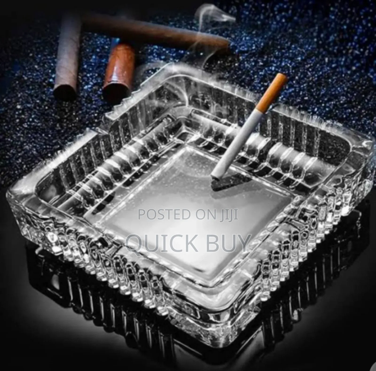 Modern Elegant Crystal Clear Quality Square Glass Ash Tray