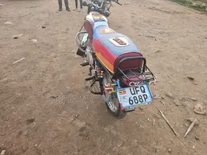 Bajaj Boxer 2023 Red