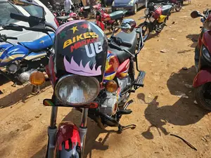 Bajaj Boxer 125 2023 Red