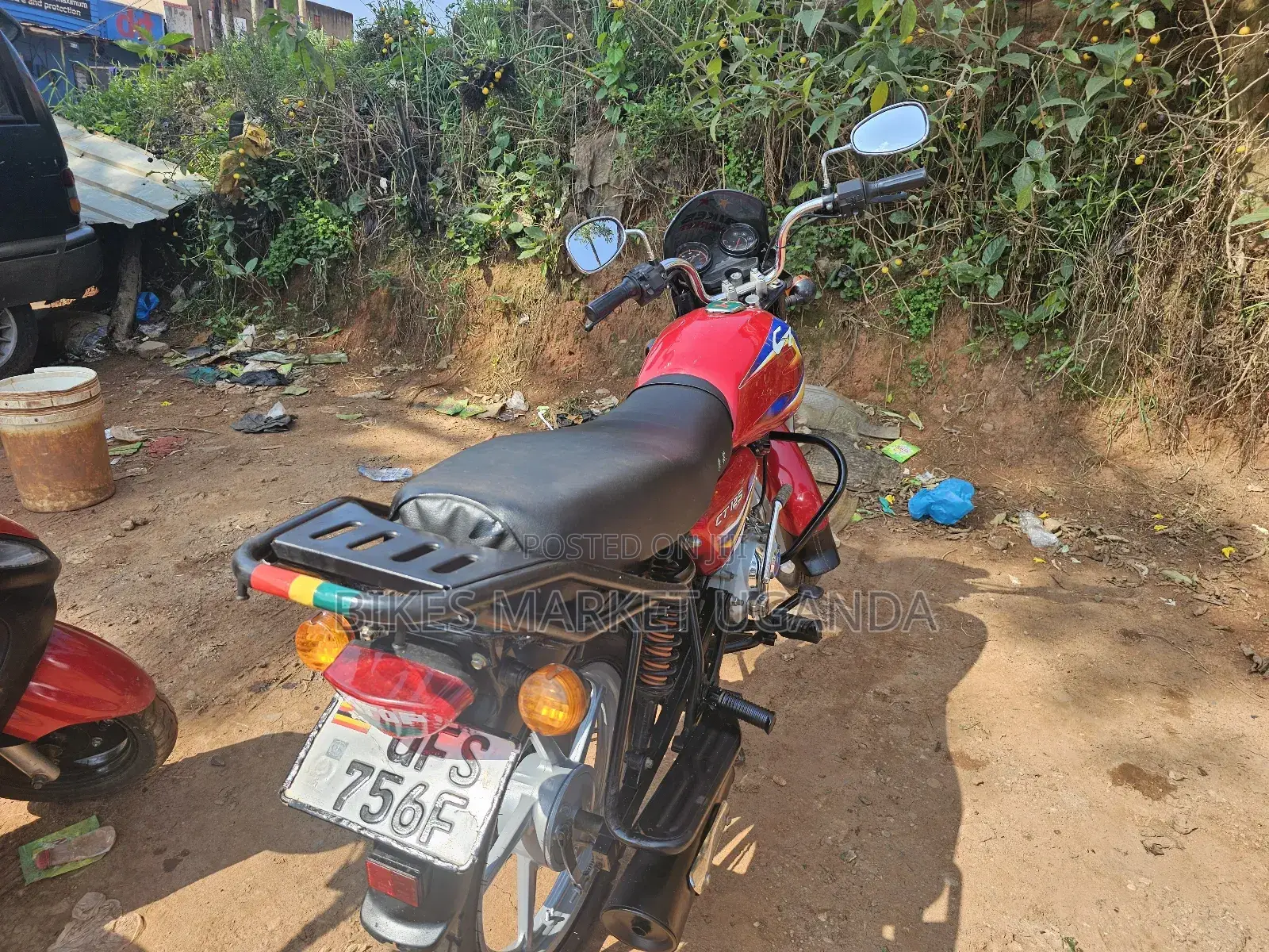 Bajaj Boxer 125 2023 Red