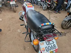 Bajaj Boxer 2019 Red