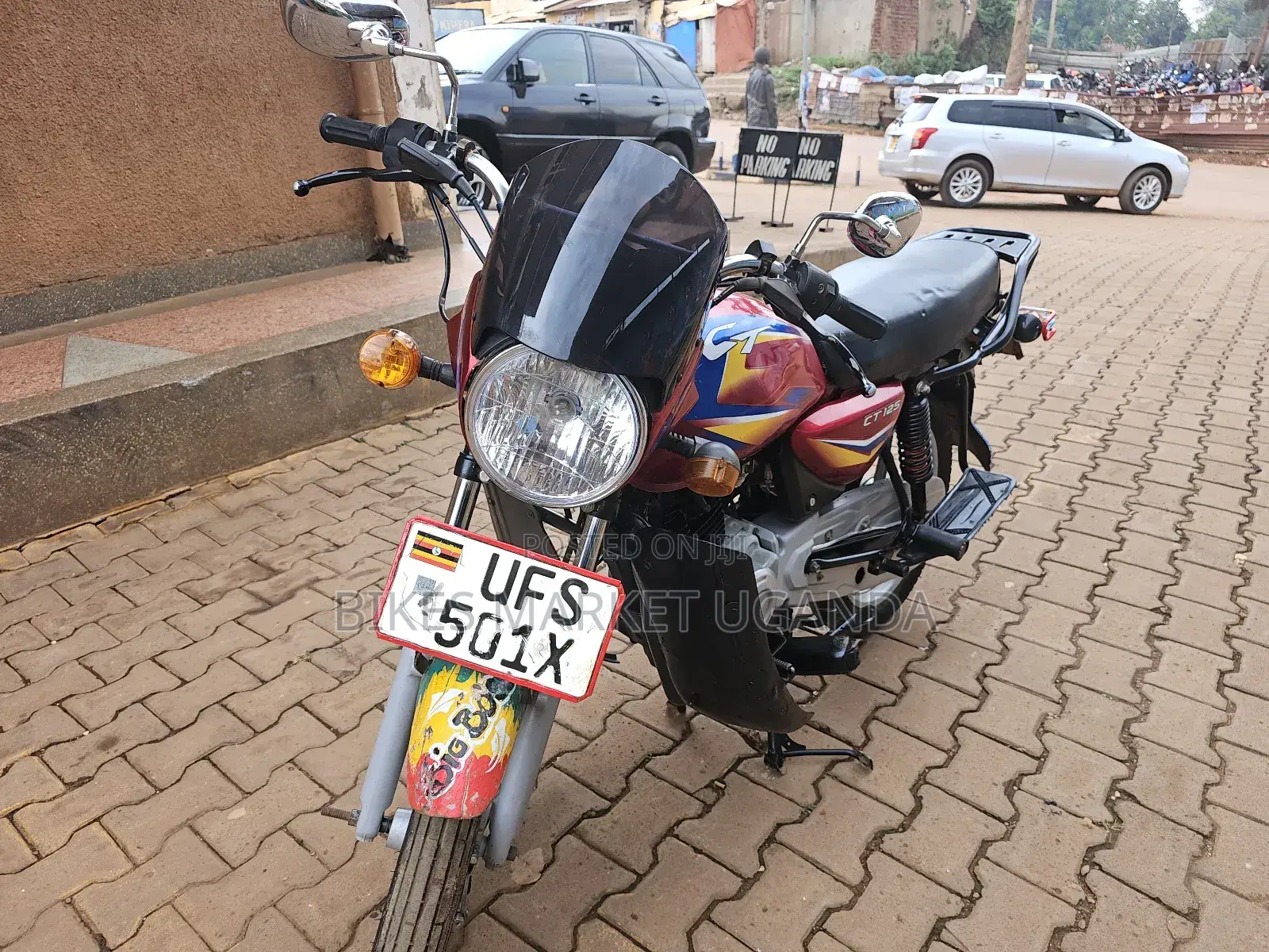 Bajaj Boxer 125 2023 Red