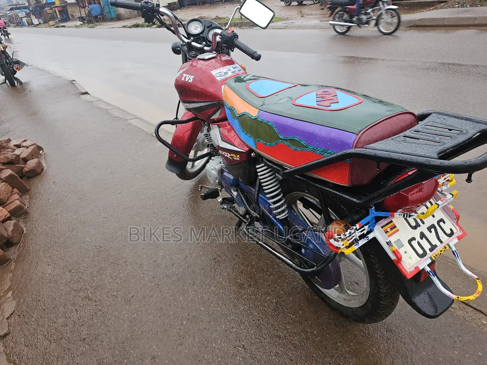 TVS HLX 125 2023 Red