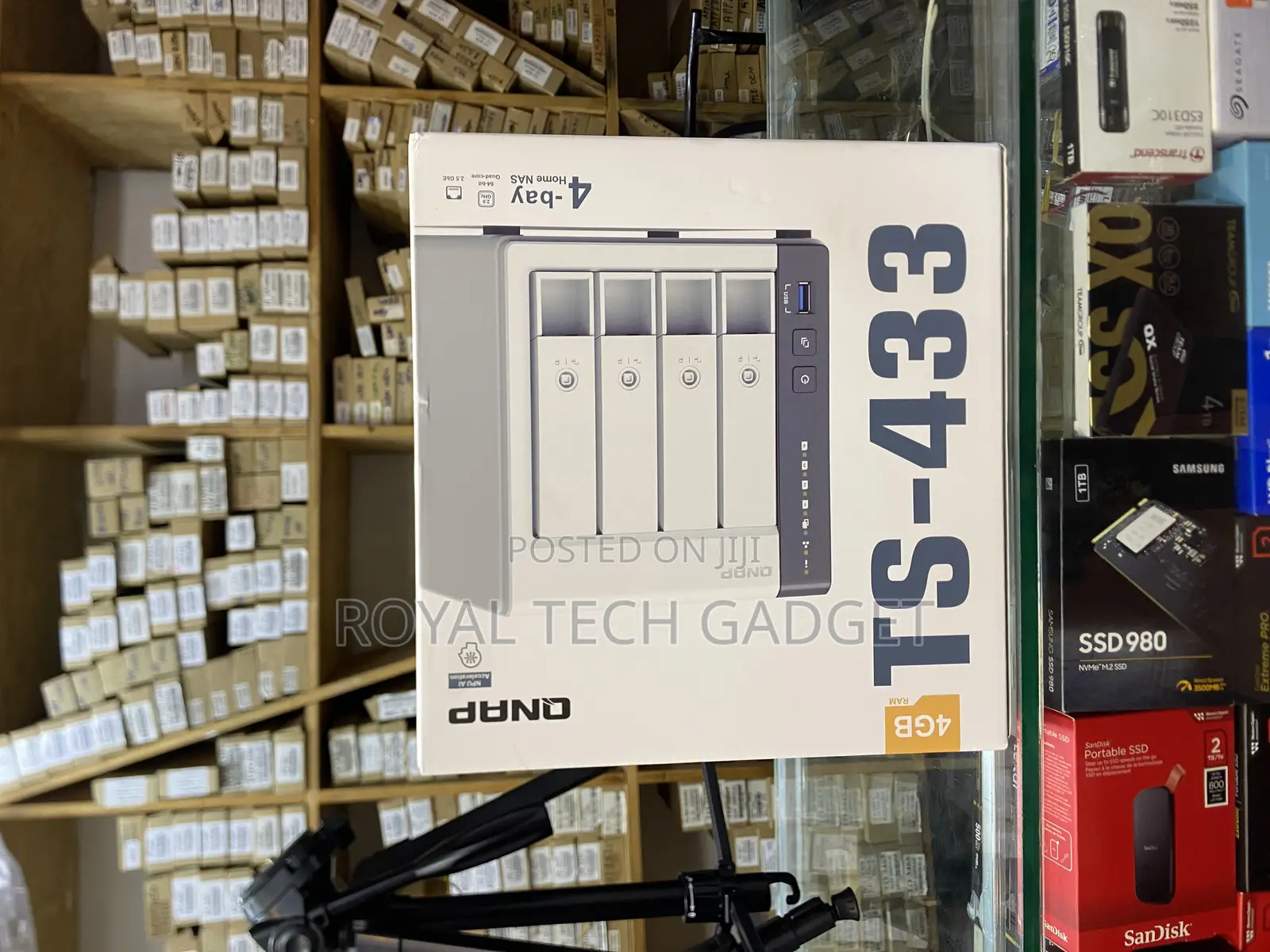 Ts-433 4gb RAM 4-Bay Qnap Casing