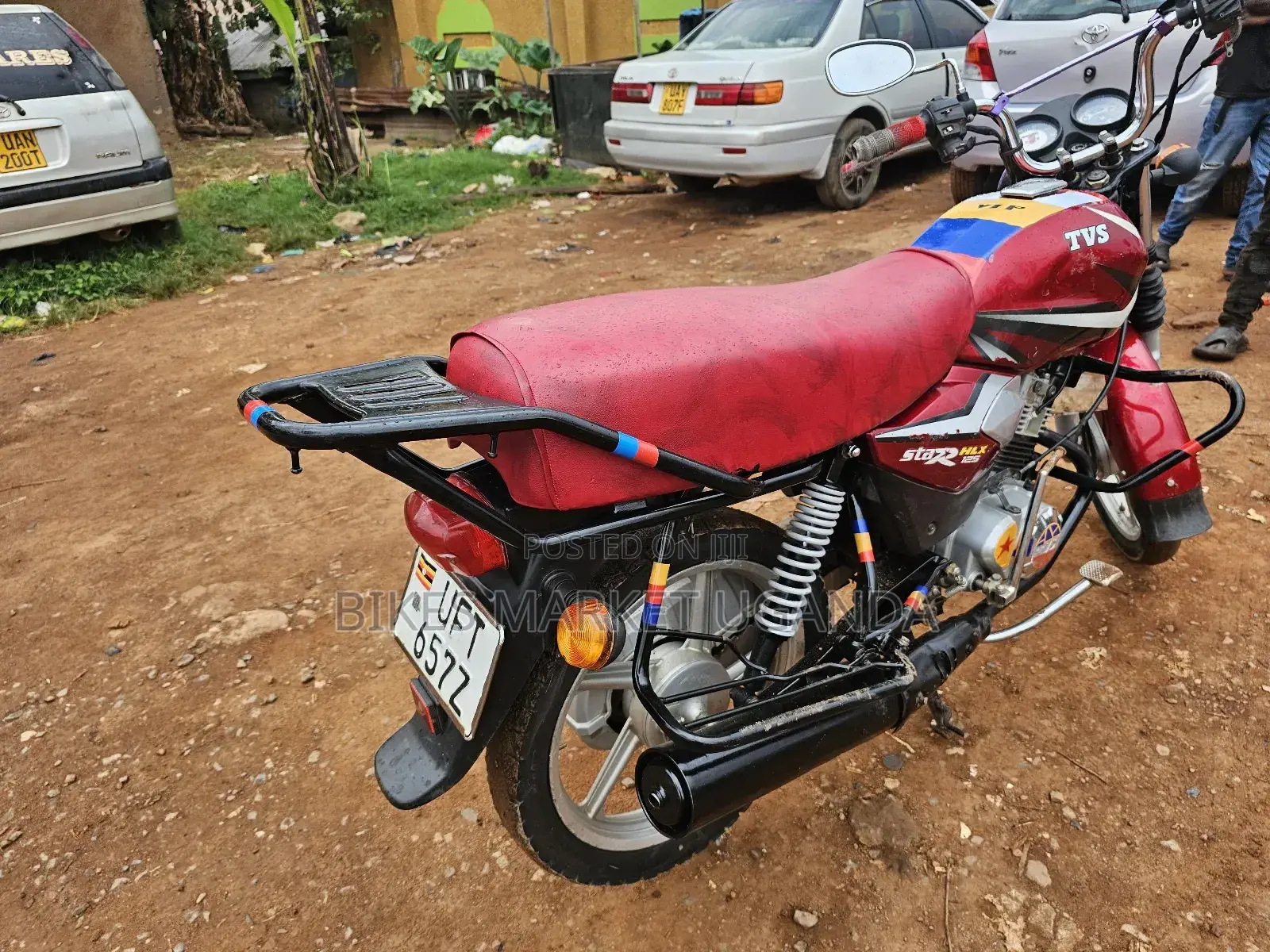 TVS HLX 125 2023 Red