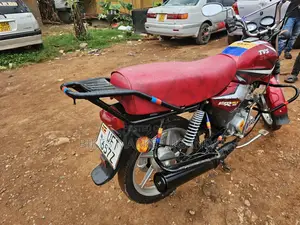 TVS HLX 125 2023 Red