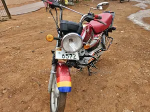 TVS HLX 125 2023 Red