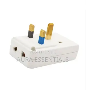 3 Pin/Uk Plug Universal+2usb 2 Way Multi Adapter Max 13A