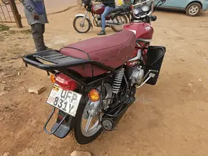 TVS HLX 125 2023 Red