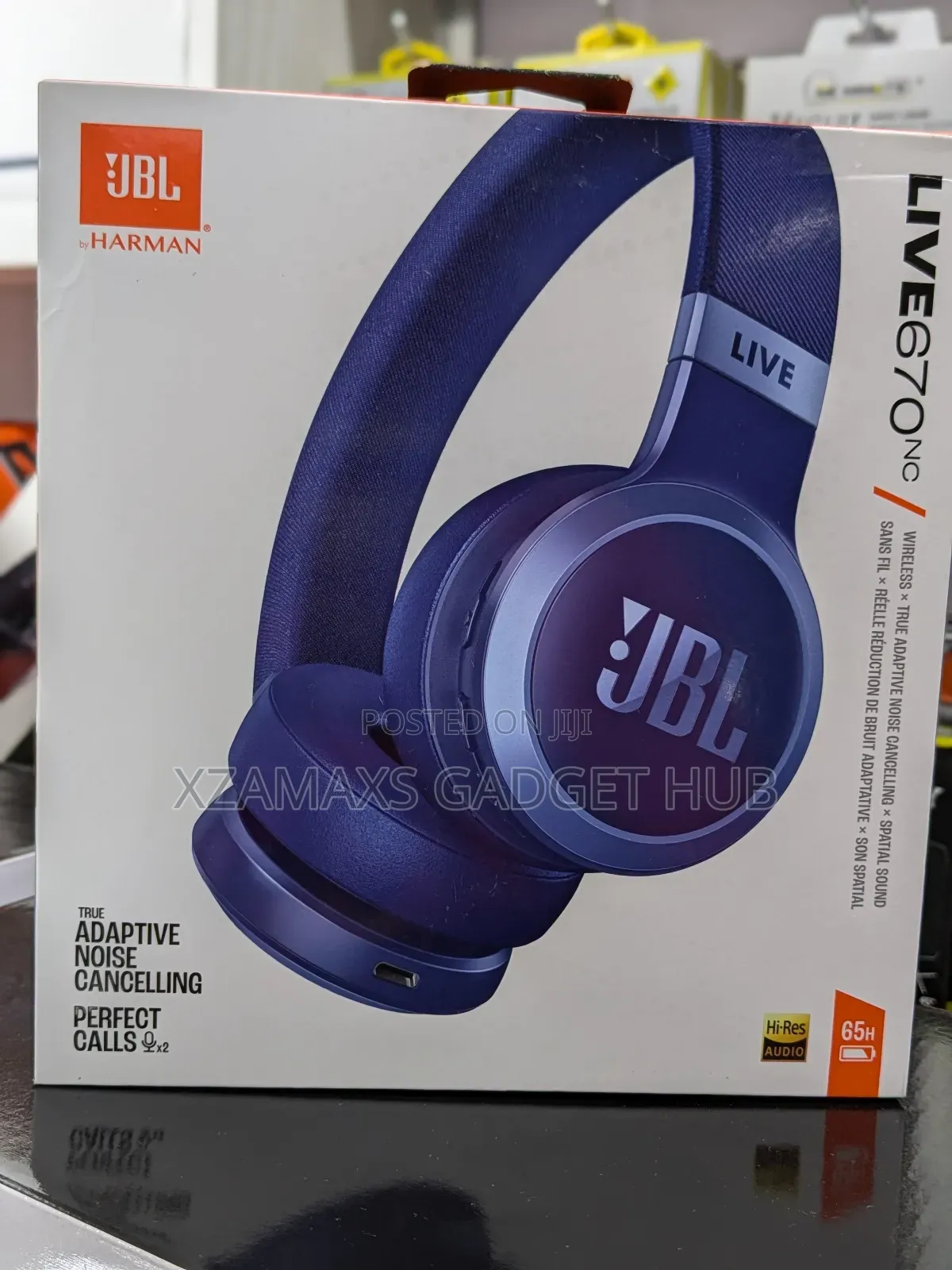 JBL Live 670