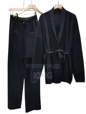 Black Women's Classic Black Set