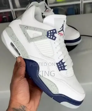 White Airjordan 4 Retro. Mega Mind