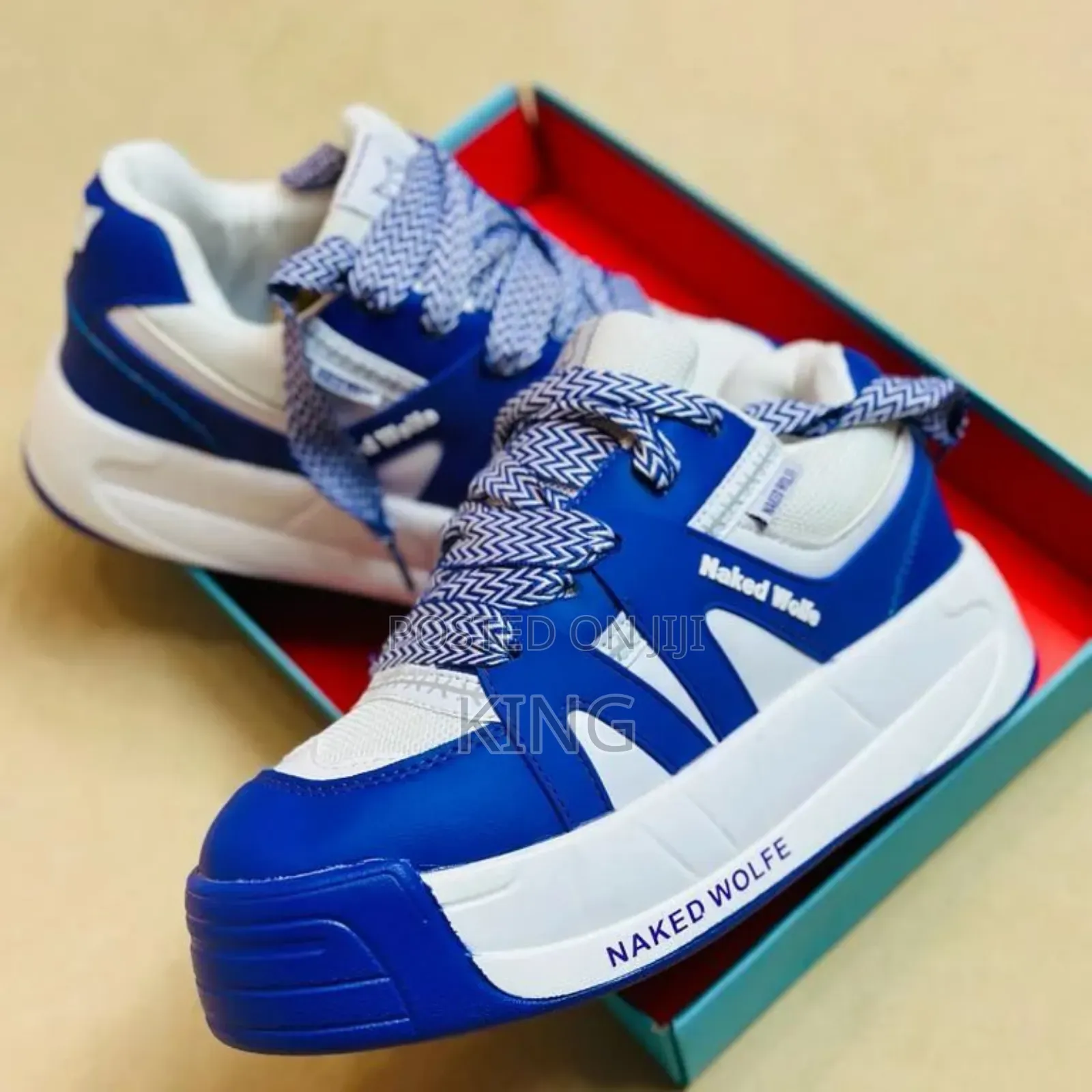 Naked Wolfe Sneakers. Expreso