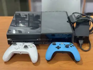 Xbox One 2 Pads (Ea Fc 26 + 8 Games)