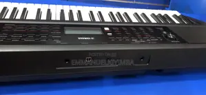 Yamaha PSR E383