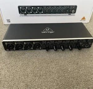 Behringer UMC404HD