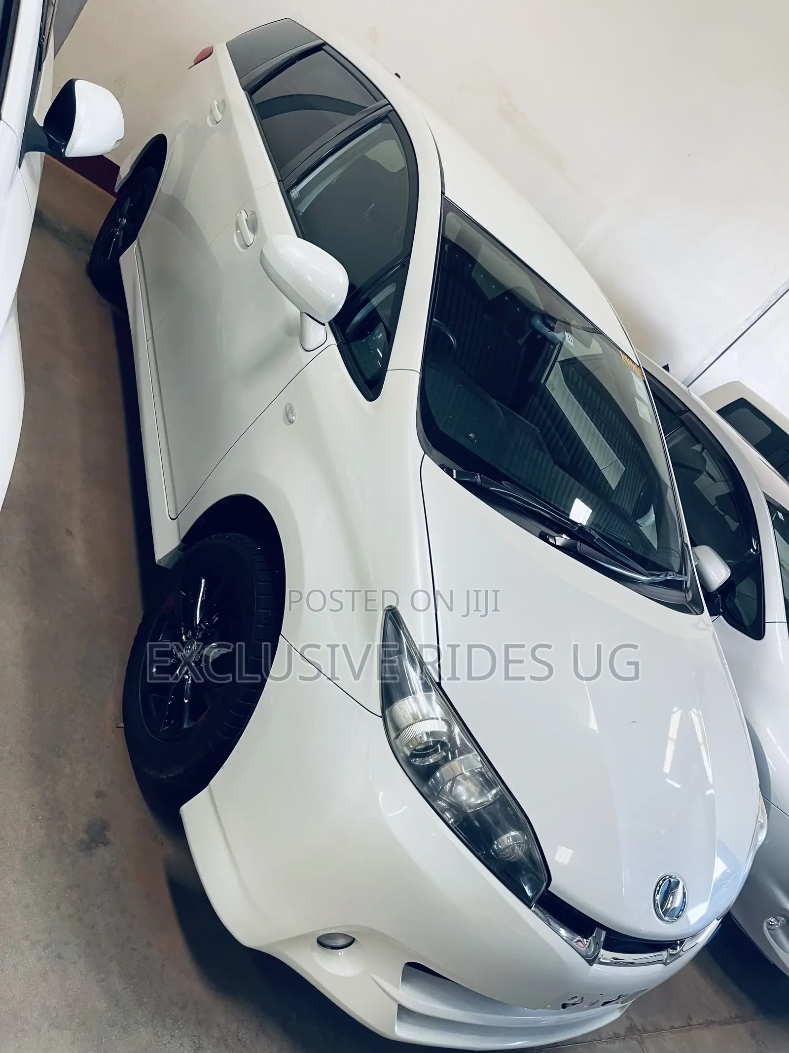 Toyota Wish 2011 White