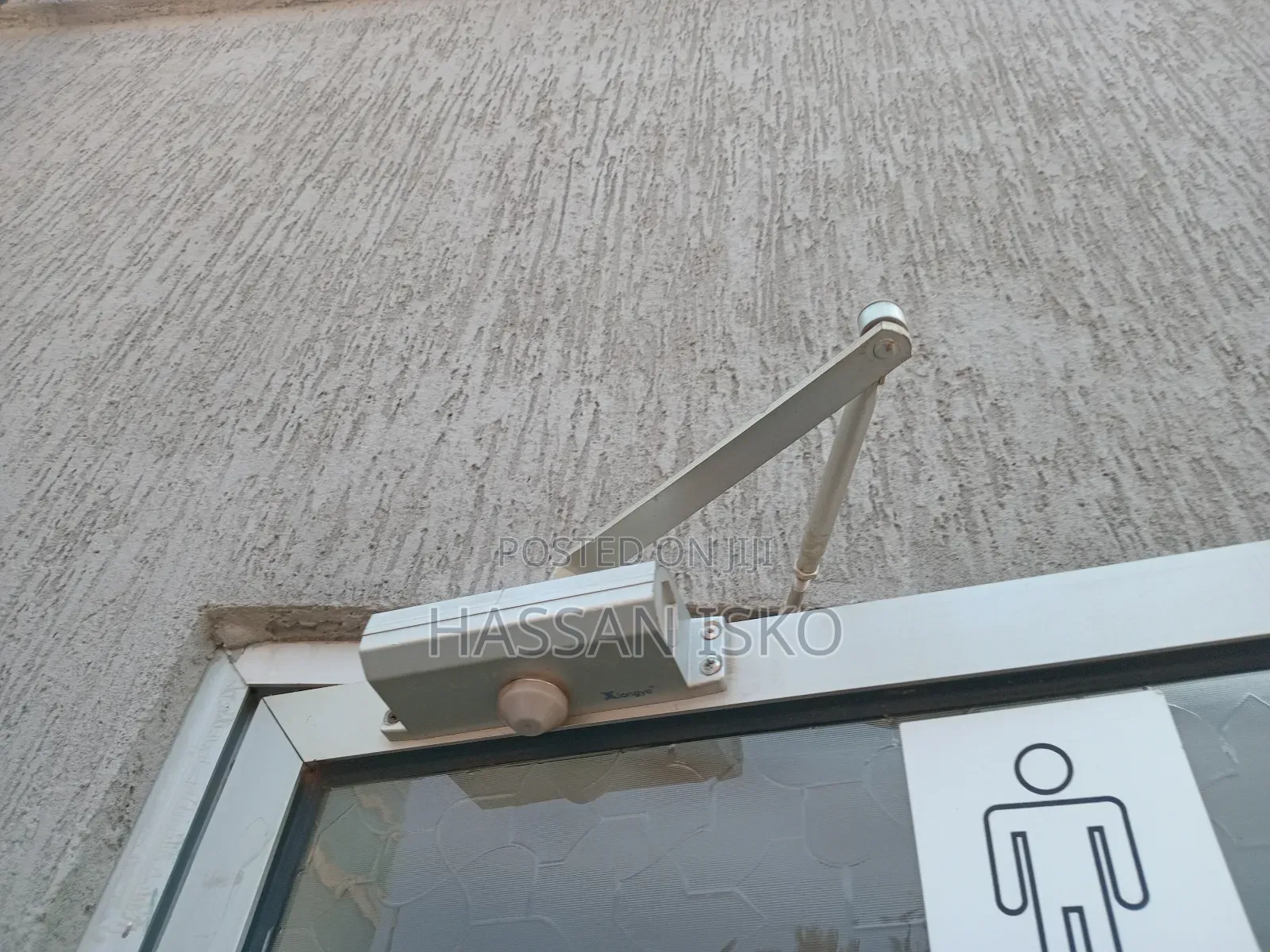 Doorcloser