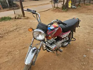Bajaj Boxer 2014 Red