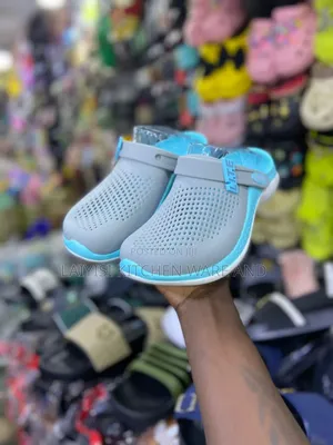 Unique Anti Slippery Crocs Both Men and Woman