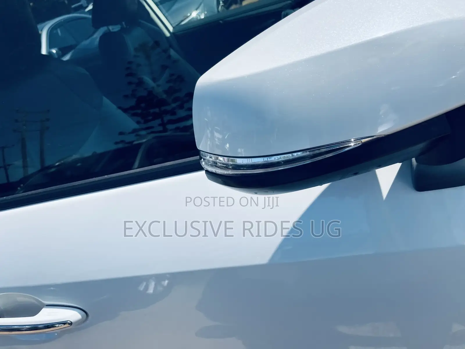 Toyota RAV4 Limited 4dr SUV (2.5L 4cyl 6A) 2018 White