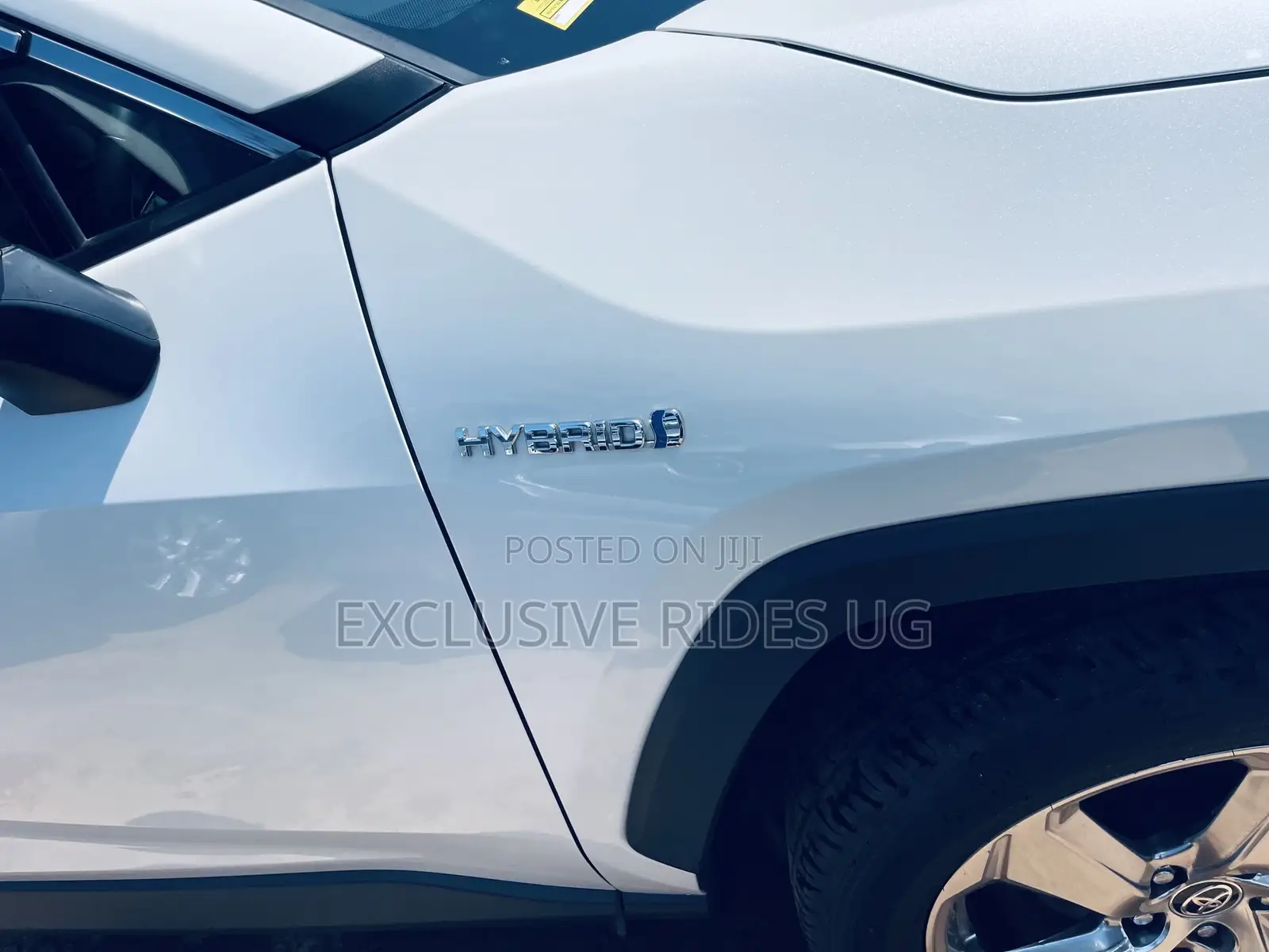 Toyota RAV4 Limited 4dr SUV (2.5L 4cyl 6A) 2018 White