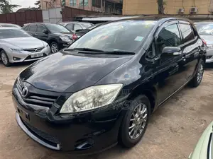Toyota Auris 2011 Black