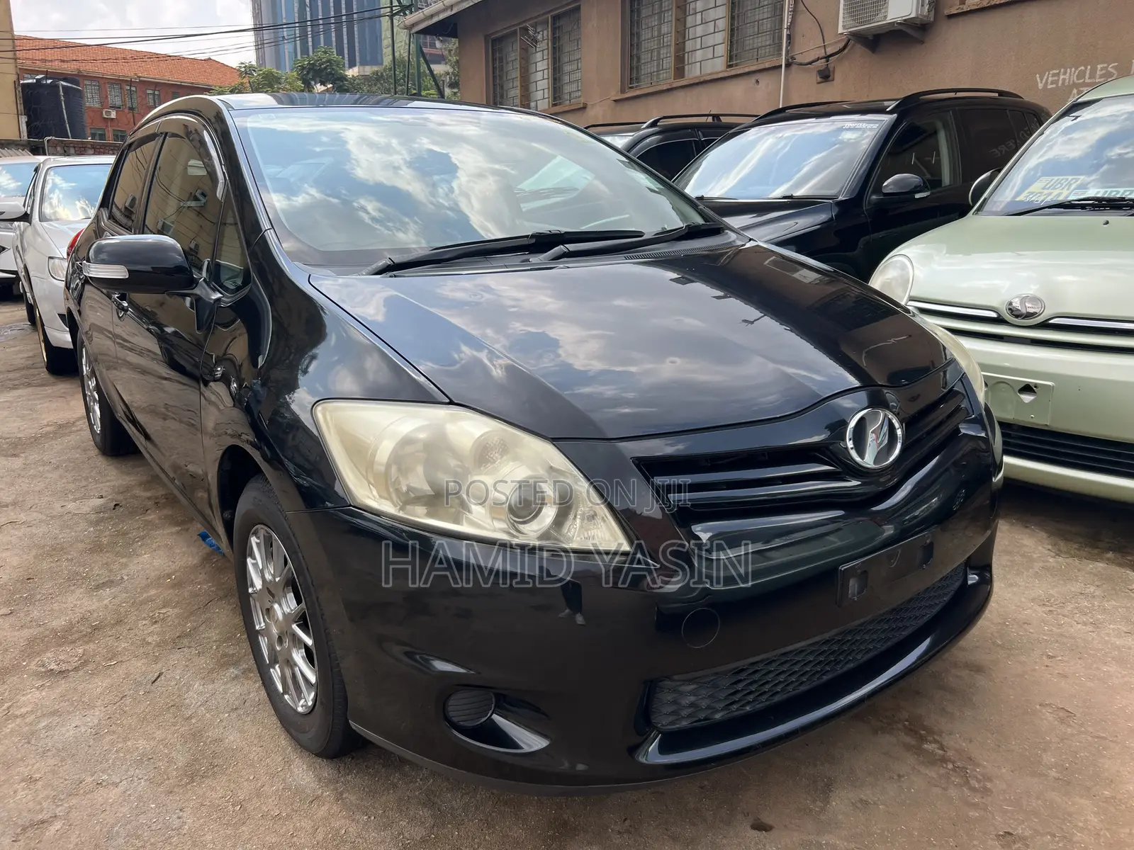 Toyota Auris 2011 Black