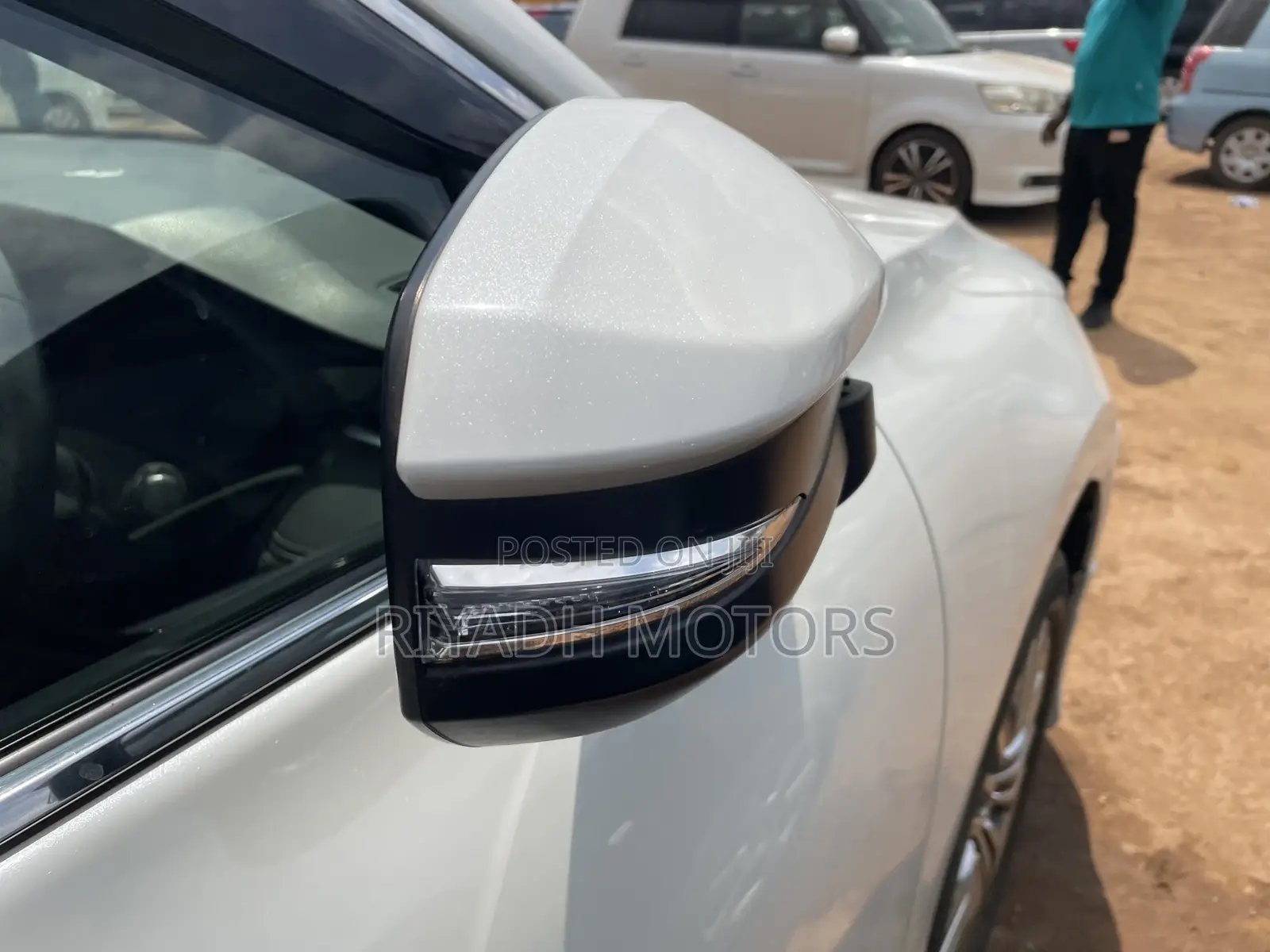 Toyota Harrier 2.0 2020 White
