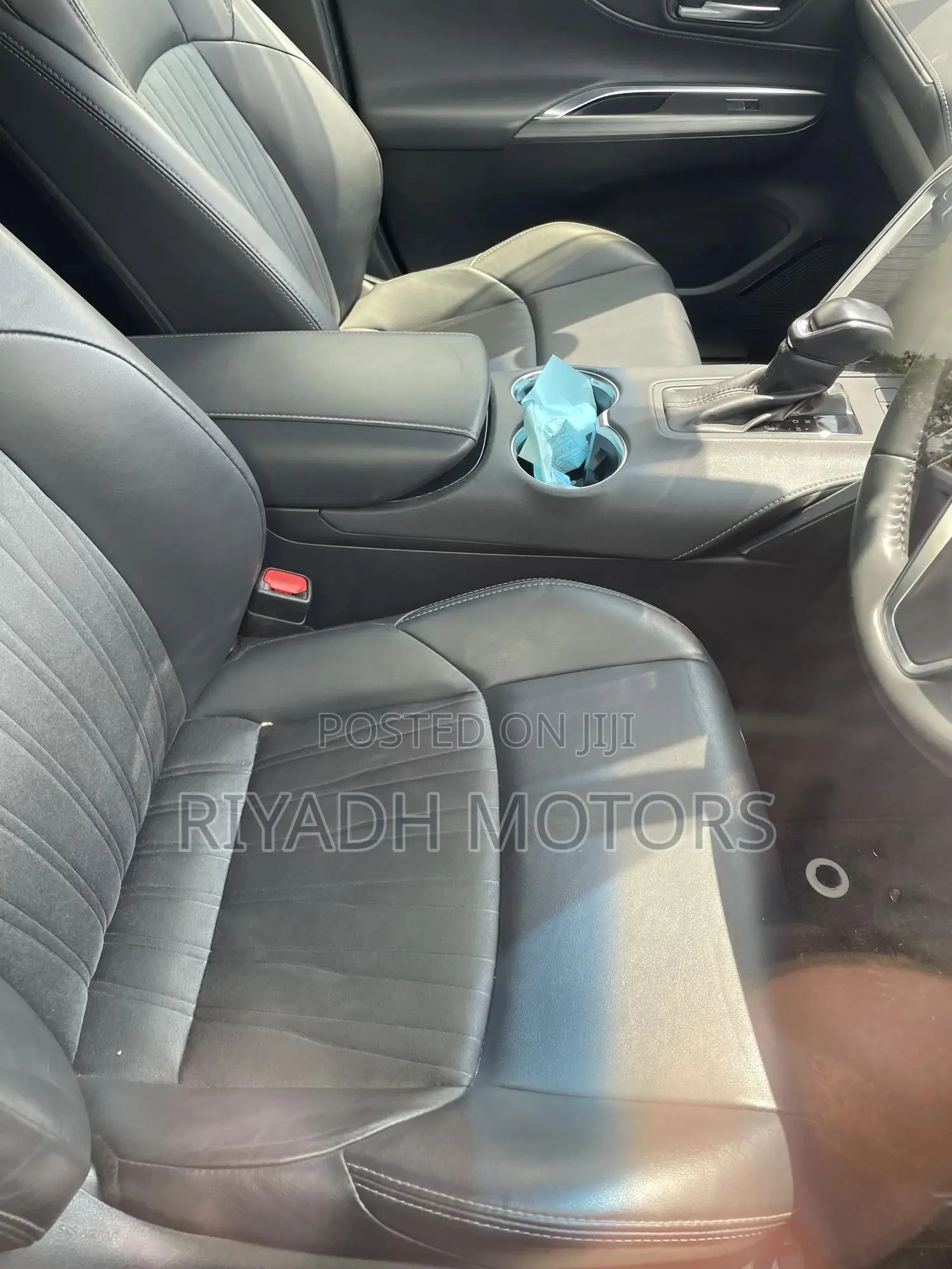Toyota Harrier 2.0 2020 White