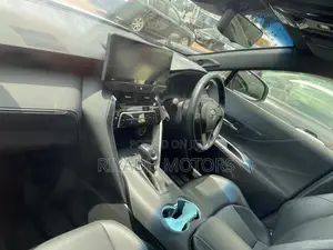 Toyota Harrier 2.0 2020 White