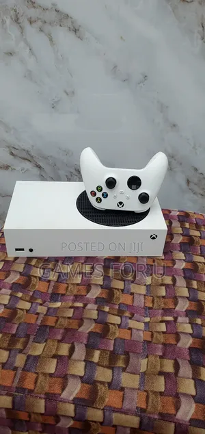 UK Used Xbox Series S With One Controller