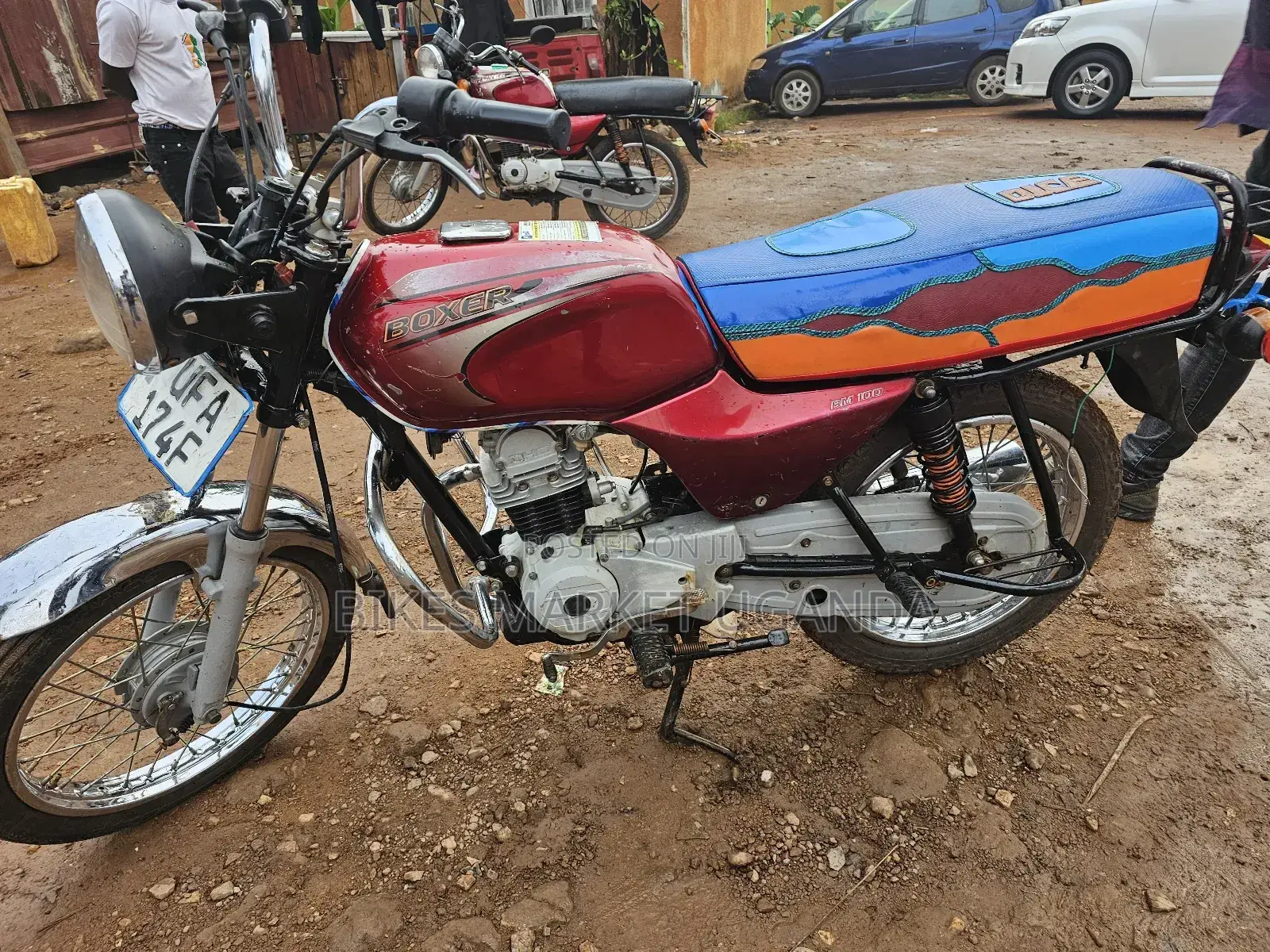 TVS HLX 125 2019 Red