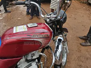 TVS HLX 125 2019 Red