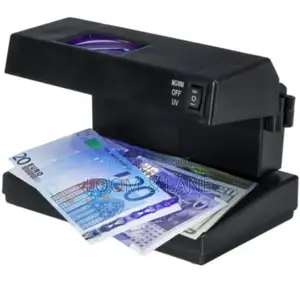 Handy Portable Fake Note Detector With a UV Light