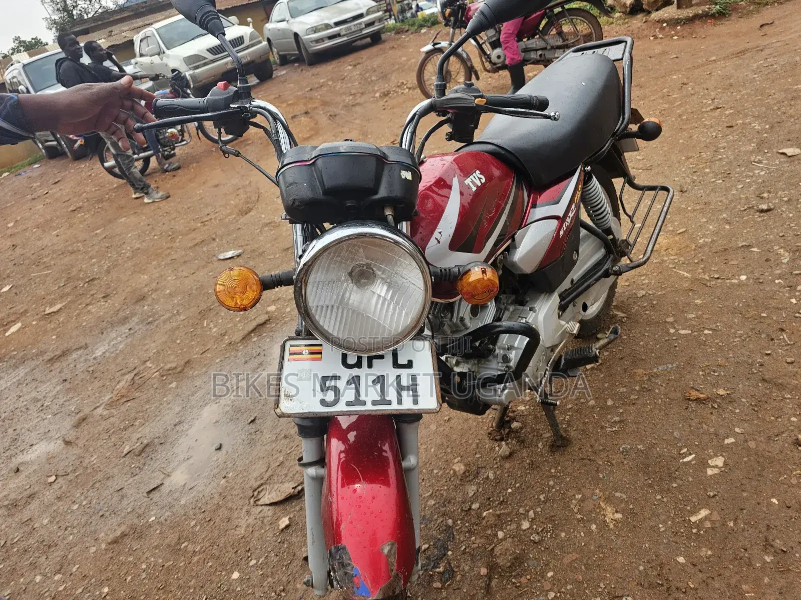 TVS HLX 125 2023 Red