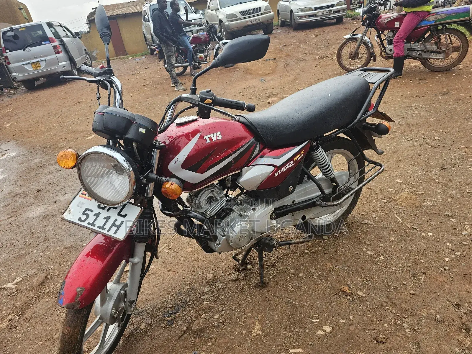 TVS HLX 125 2023 Red