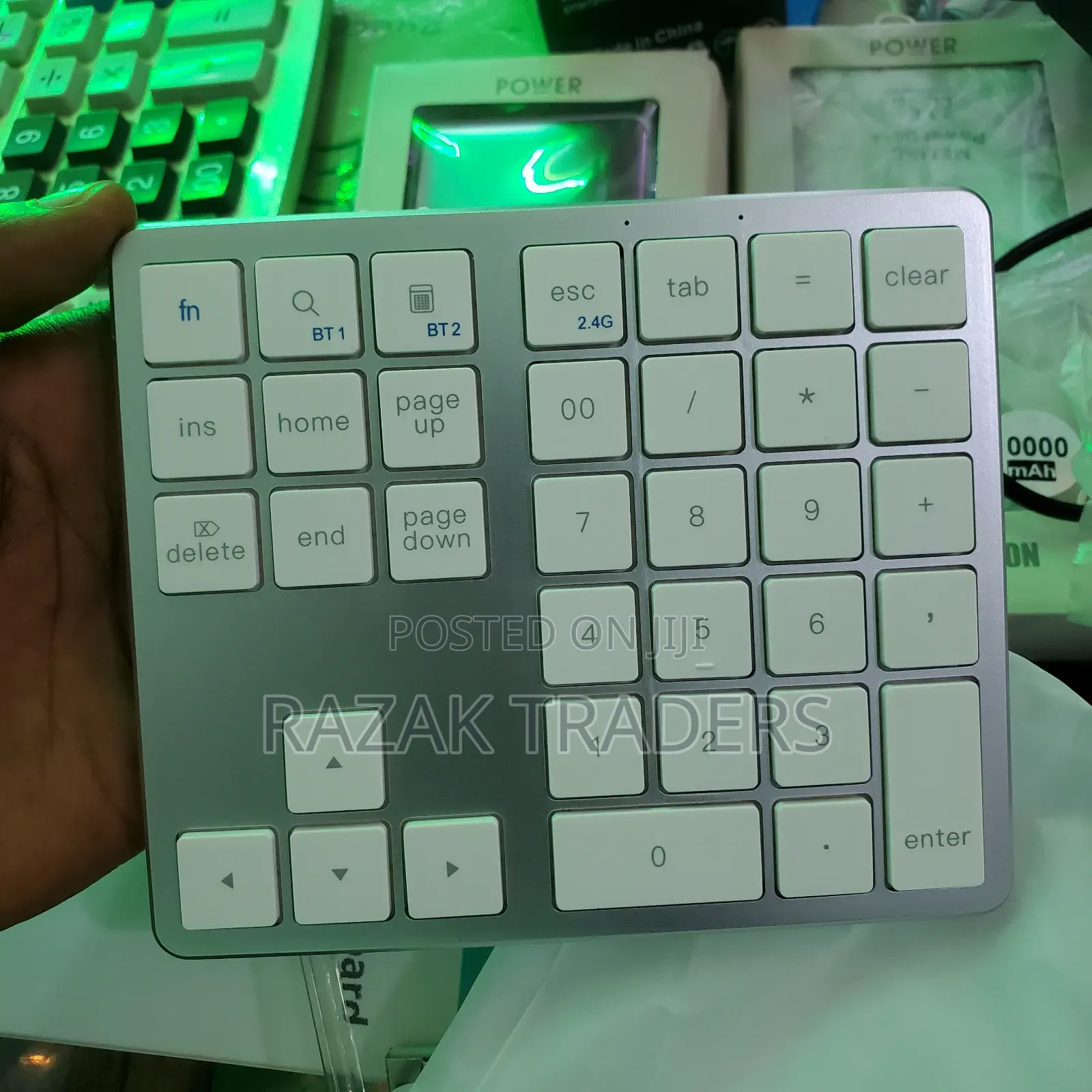 1/2 Wireless Number Keyboard - Handheld Number Keypad