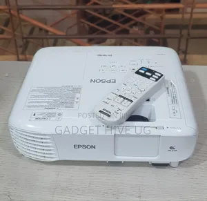 Epson Projector With Remote