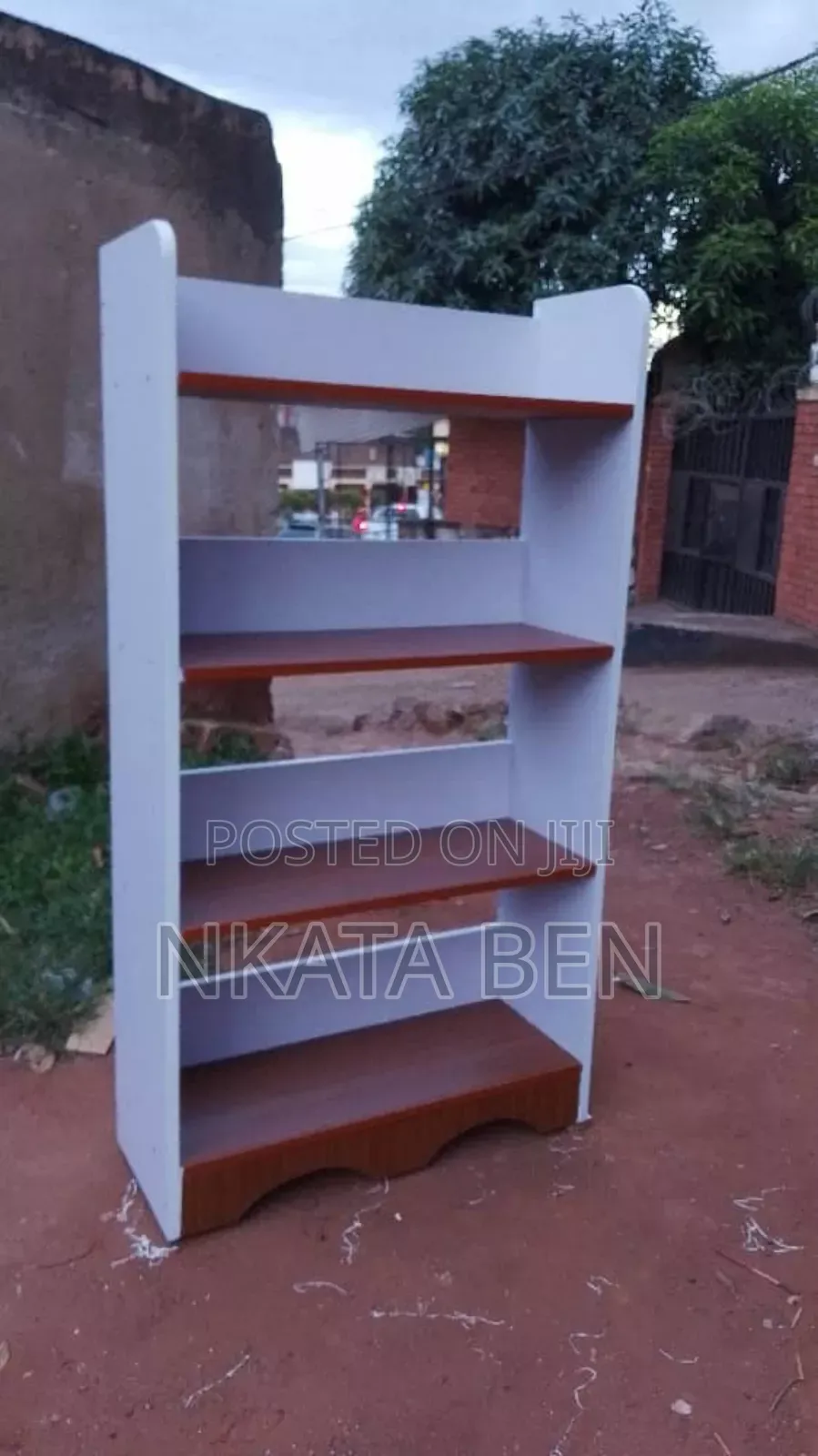 Simple Book Shelf