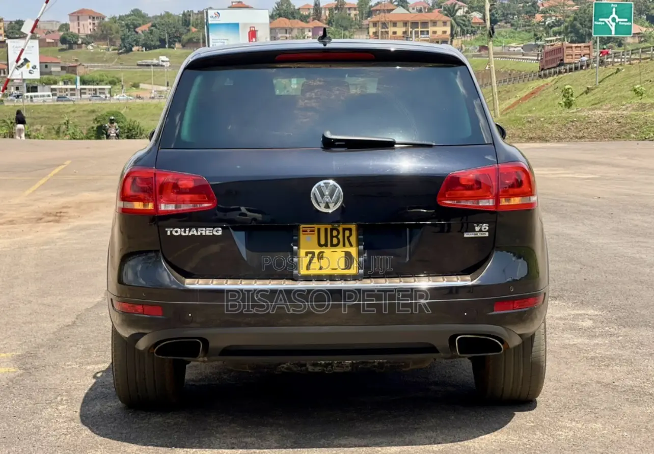 Volkswagen Touareg 2013 Black