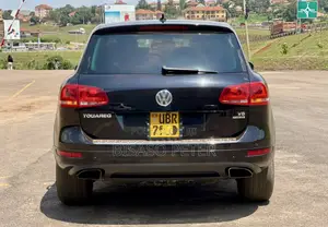 Volkswagen Touareg 2013 Black
